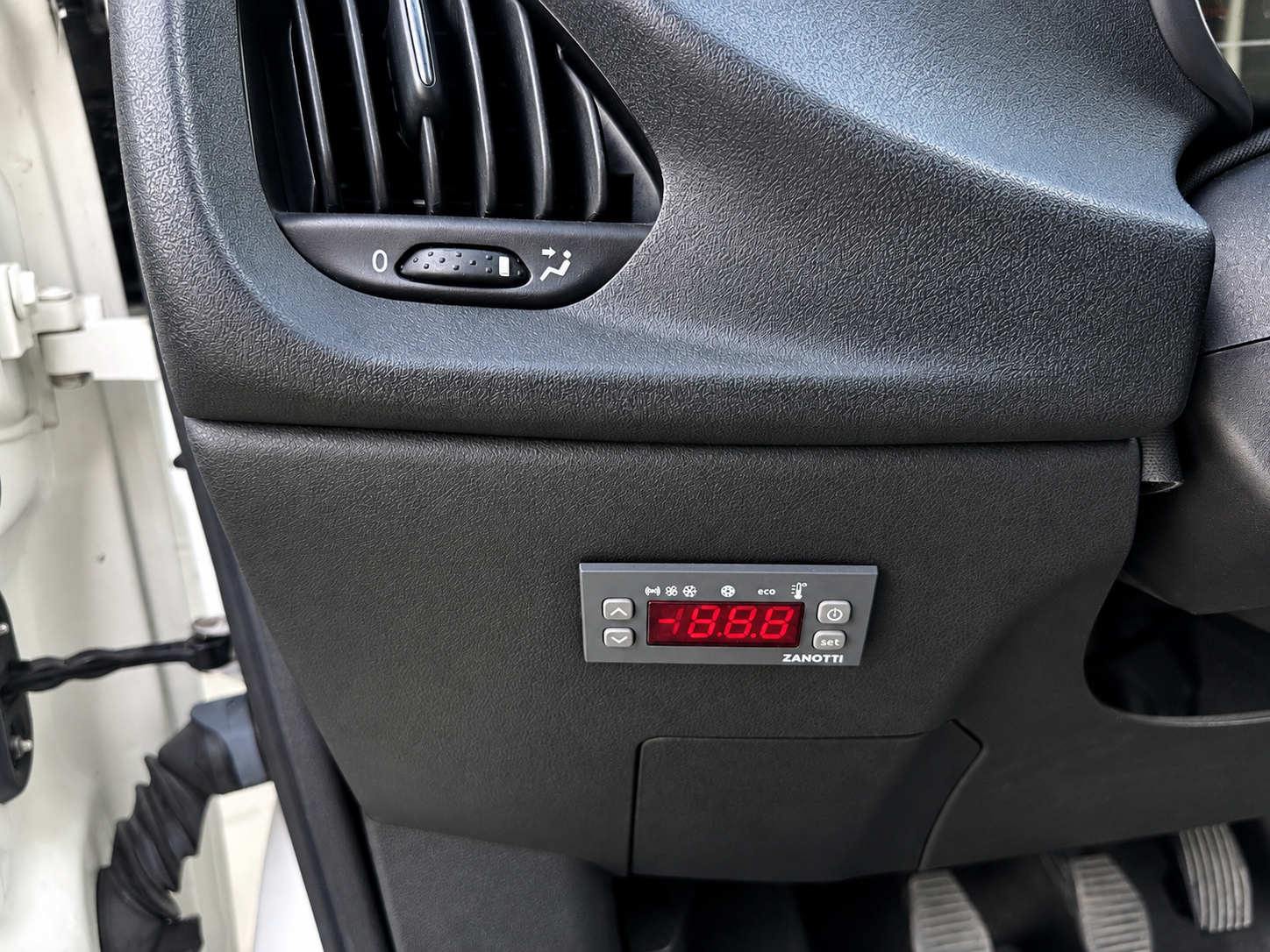 FIAT DOBLÒ FRIGORÍFICA 1.3 MULTIJET foto 16